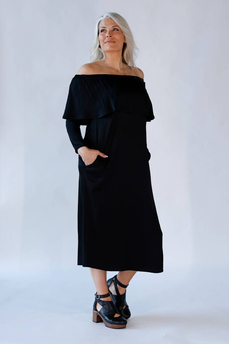 Plalma black elegant dress in rayon