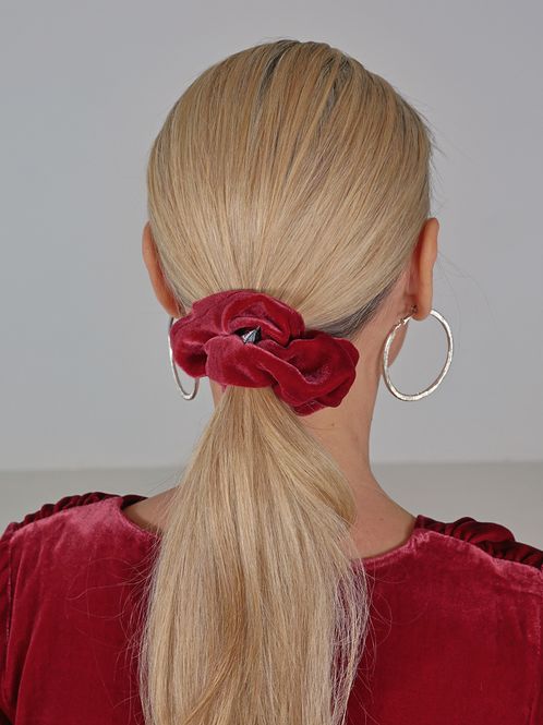 Main Image Frid scrunchie bourdeaux silk velvet